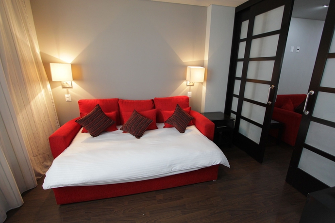 Imagen de la habitación del Hotel Suites Ganges. Foto 5