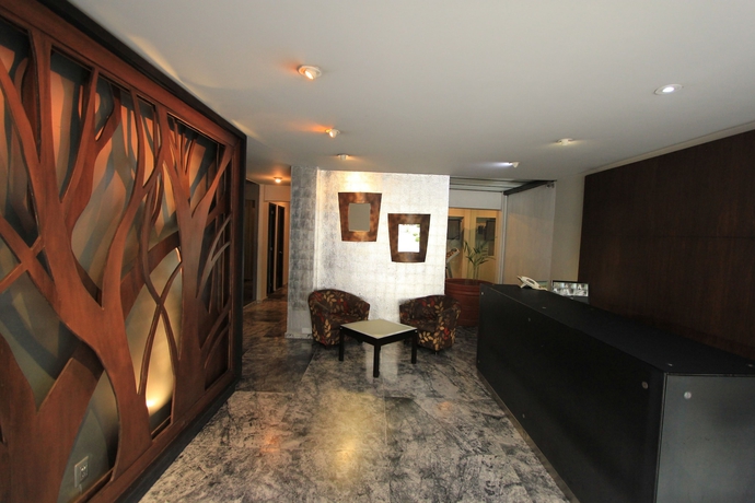 Imagen de los interiores del Hotel Suites Ganges. Foto 19
