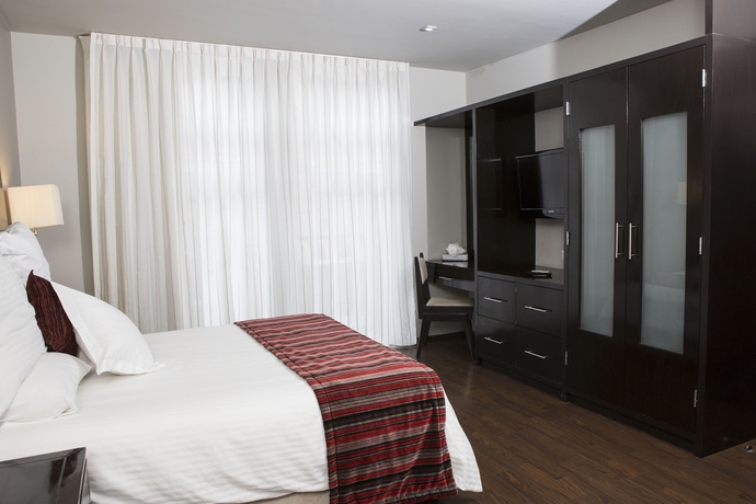 Imagen de la habitación del Hotel Suites Ganges. Foto 6