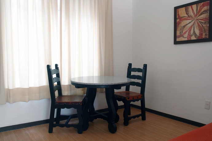 Imagen de los interiores del Hotel Suites Havre. Foto 11