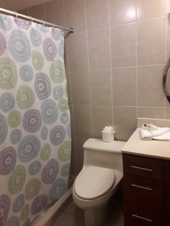 Imagen de la habitación del Hotel Suites Jardin Imperial. Foto 13