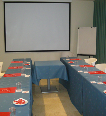 Imagen de los interiores del Hotel Suites Kris Aeropuerto. Foto 5