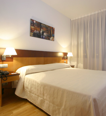 Imagen de la habitación del Hotel Suites Kris Aeropuerto. Foto 4