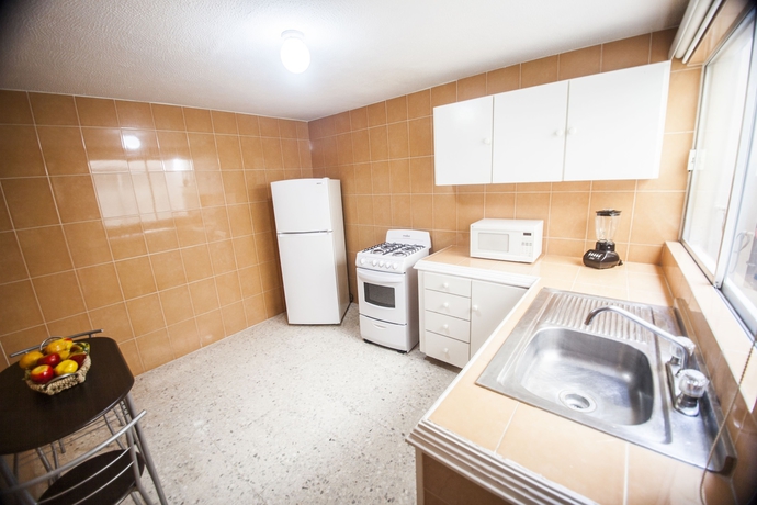 Imagen del bar/restaurante del Hotel Suites La Fragua. Foto 4