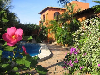 Imagen general del Hotel Suites La Hacienda. Foto 1