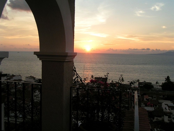 Imagen de la habitación del Hotel Suites La Siesta. Foto 10