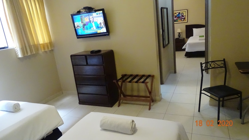 Imagen de la habitación del Hotel Suites Larco 656. Foto 9