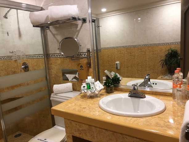 Imagen de la habitación del Hotel Suites Layfer Cocineta Room Y Cordoba Veracruz Mexico. Foto 11