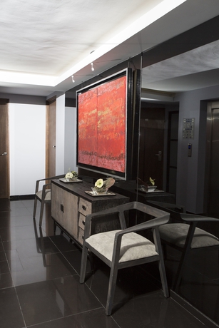 Imagen de los interiores del Hotel Suites Lerma. Foto 17