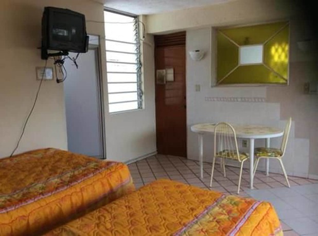Imagen de la habitación del Hotel Suites Licha Acapulco. Foto 4