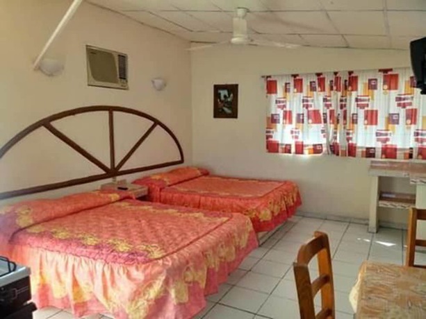 Imagen de la habitación del Hotel Suites Licha Acapulco. Foto 15