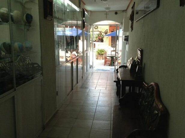 Imagen general del Hotel Suites Los Arcos, Isla Mujeres. Foto 9
