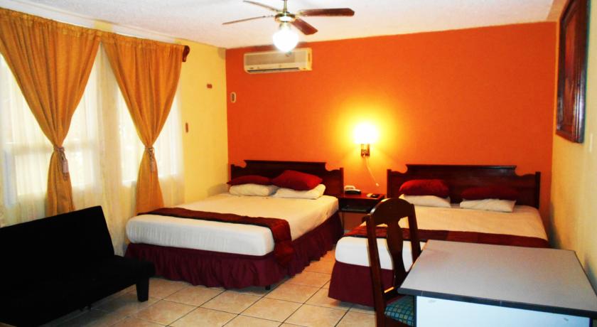 Imagen de la habitación del Hotel Suites Los Jicaros. Foto 4