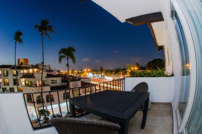 Imagen de la habitación del Hotel Suites Mar Elena. Foto 8