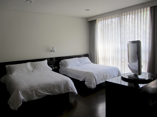 Imagen de la habitación del Hotel Suites Masliah. Foto 6