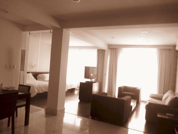 Imagen de los interiores del Hotel Suites Masliah. Foto 14