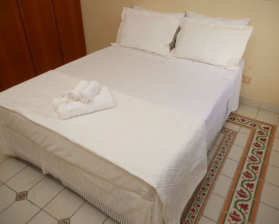 Imagen de la habitación del Hotel Suites Natalia Enseada. Foto 8