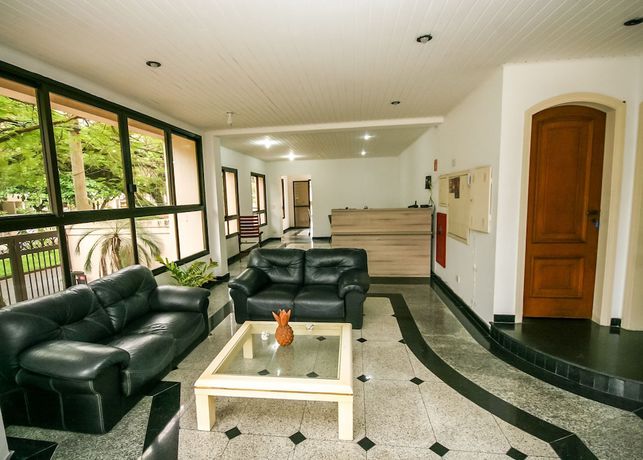 Imagen de los interiores del Hotel Suites Natalia Enseada. Foto 18