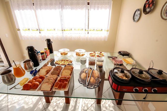 Imagen del bar/restaurante del Hotel Suites Natalia Enseada. Foto 4