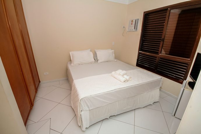 Imagen de la habitación del Hotel Suites Natalia Enseada. Foto 15
