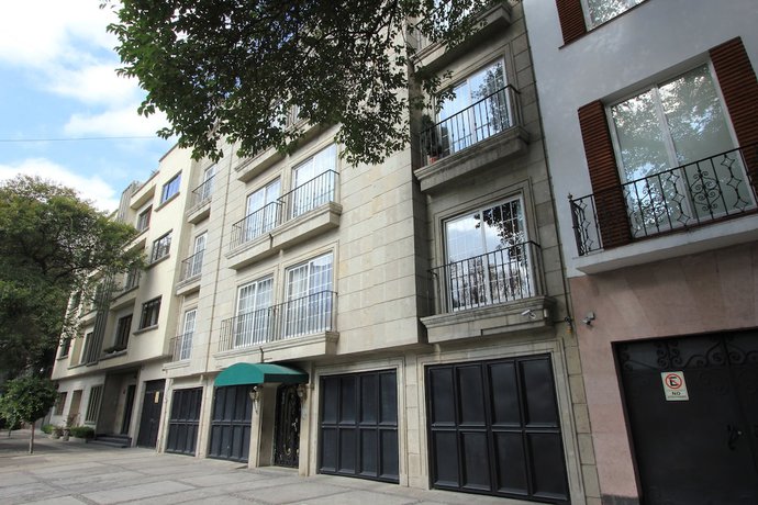 Imagen general del Hotel Suites Newton. Foto 2