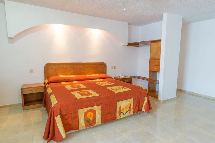 Imagen de la habitación del Hotel Suites Poliforum Inn, Le&oacute;n. Foto 9