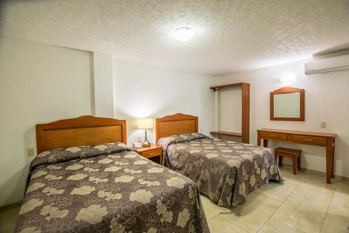 Imagen de la habitación del Hotel Suites Poliforum Inn, Le&oacute;n. Foto 14