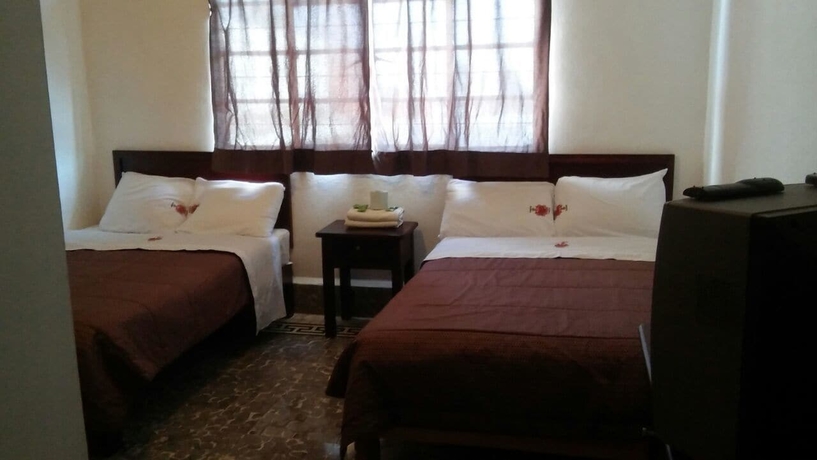 Imagen de la habitación del Hotel Suites Ripoll C&oacute;rdoba. Foto 8