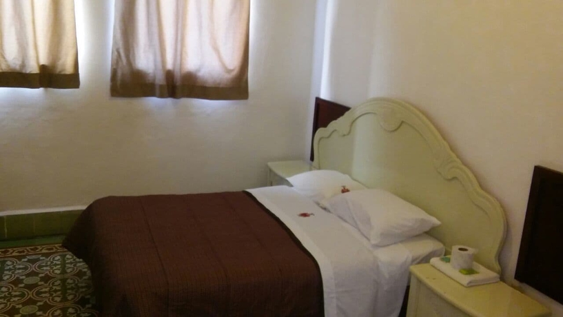 Imagen de la habitación del Hotel Suites Ripoll C&oacute;rdoba. Foto 13