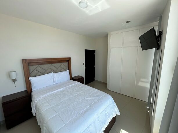 Imagen general del Hotel Suites Rubi. Foto 4