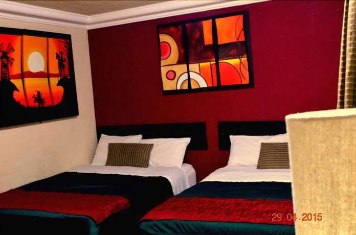 Imagen de la habitación del Hotel Suites Santa Teresa. Foto 12