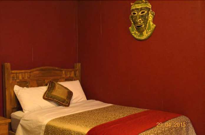 Imagen de la habitación del Hotel Suites Santa Teresa. Foto 14