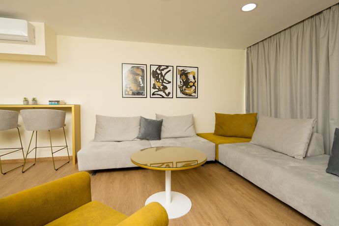 Imagen de la habitación del Hotel Suites Syngrou Fix. Foto 2