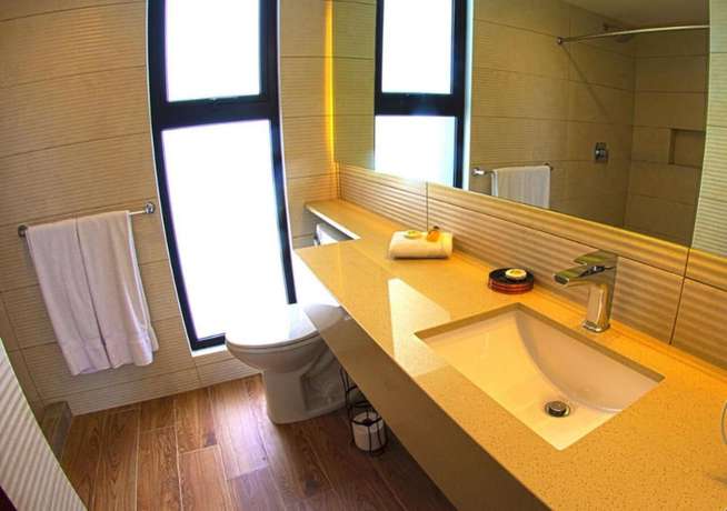 Imagen de la habitación del Hotel Suites Terraza Imperial. Foto 7