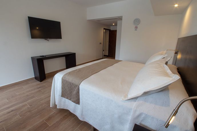 Imagen de la habitación del Hotel Suites Terraza Imperial. Foto 9