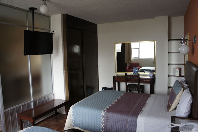 Imagen de la habitación del Hotel Suites Teziutlan. Foto 3