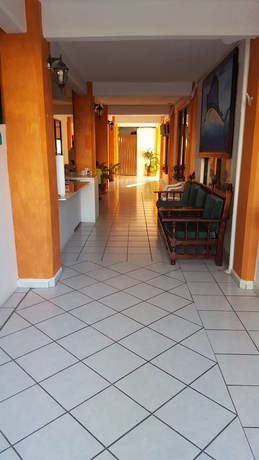 Imagen de los interiores del Hotel Suites Tropicana Ixtapa. Foto 13