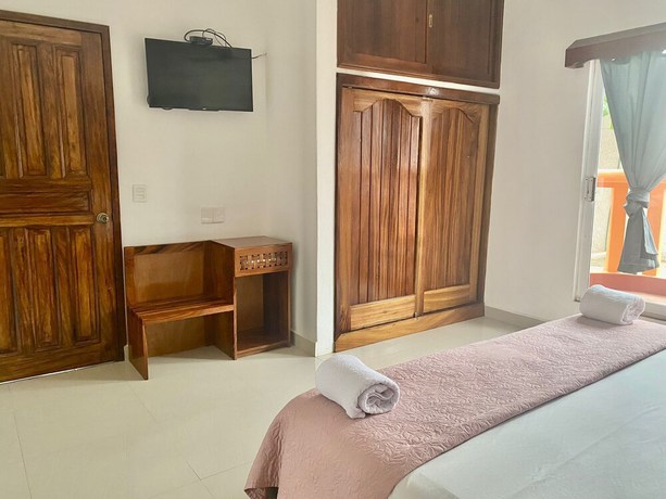 Imagen de la habitación del Hotel Suites Ximajo. Foto 2