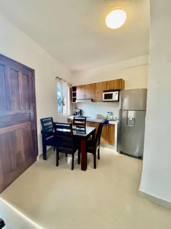 Imagen de la habitación del Hotel Suites Ximajo. Foto 5