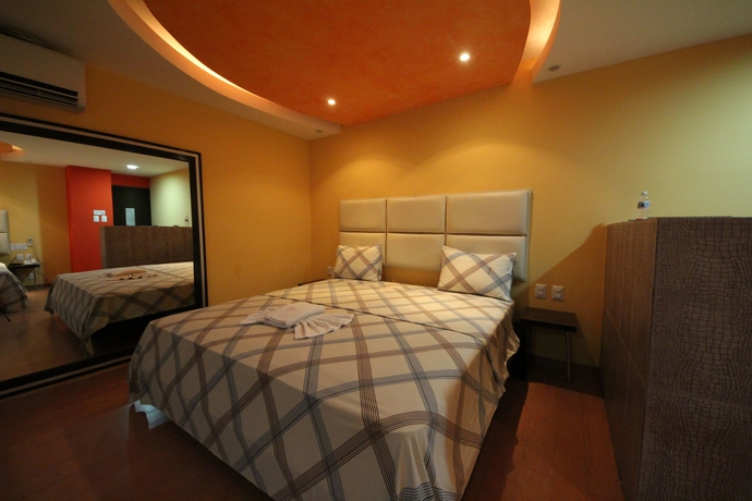 Imagen de la habitación del Hotel Suites Xiu. Foto 12