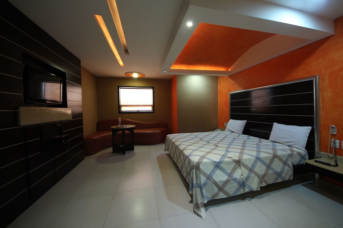 Imagen de la habitación del Hotel Suites Xiu. Foto 13