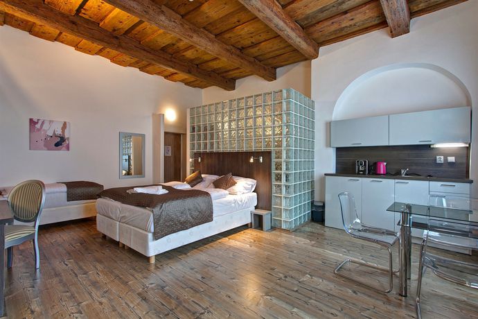 Imagen de la habitación del Hotel Suites and Apartments U Tri Hrusek. Foto 2
