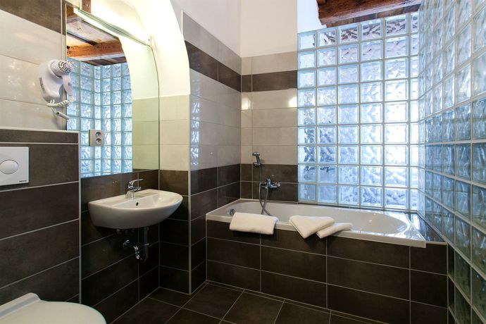 Imagen de la habitación del Hotel Suites and Apartments U Tri Hrusek. Foto 13