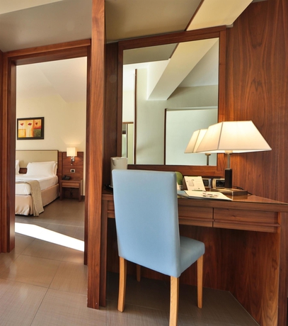 Imagen de la habitación del Hotel Suites and Residence Napoli. Foto 5