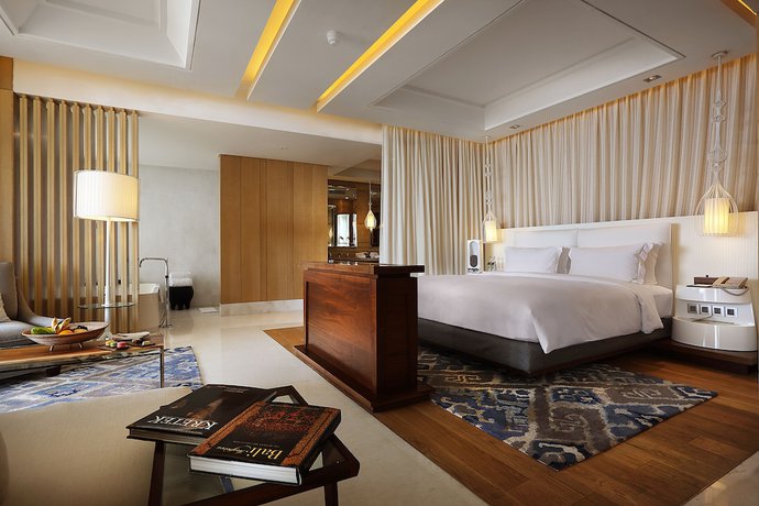 Imagen de la habitación del Hotel Suites and Villas At Sofitel Bali. Foto 2