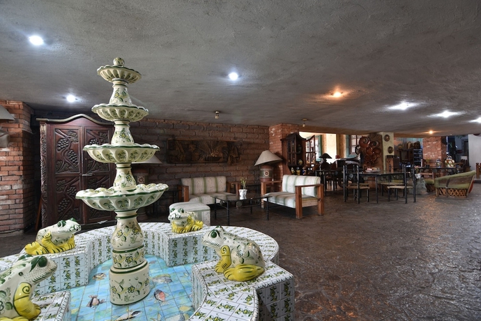 Imagen de los interiores del Hotel Suites del Sol. Foto 11