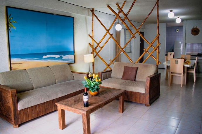 Imagen de la habitación del Hotel Suites del Sol. Foto 4