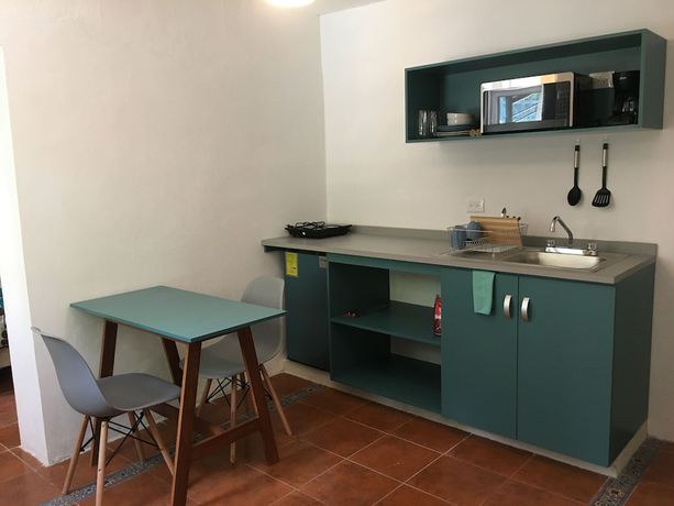 Imagen de la habitación del Hotel Suites del Sureste. Foto 4