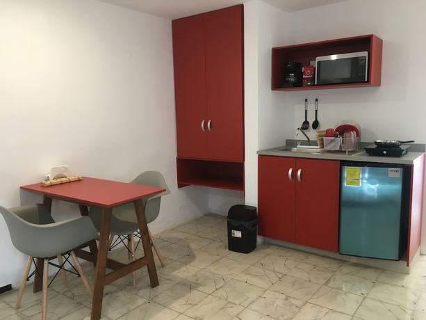 Imagen de la habitación del Hotel Suites del Sureste. Foto 5