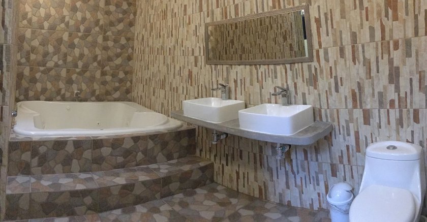 Imagen de la habitación del Hotel Suites del Sureste. Foto 11